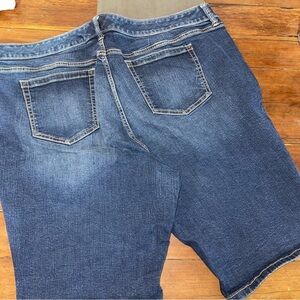 Torrid High Rise Blue denim shorts  with Contrast Stitching size 22